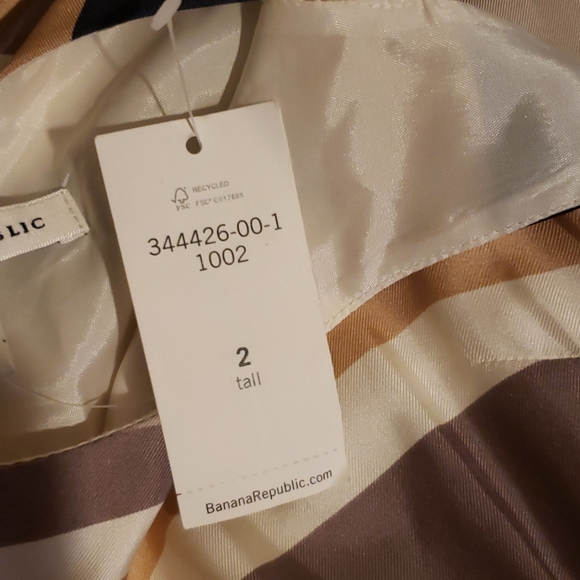 Silk dress - Picture 6 of 8